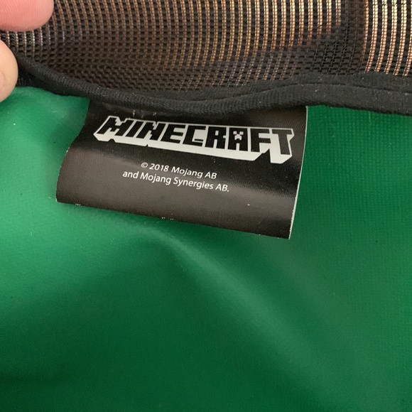 bnwot Minecraft small (lunch) backpack - Picture 4 of 5